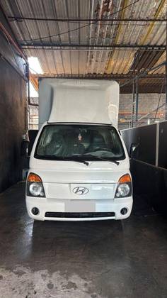 HYUNDAI HR 2.5 TCI HD LONGO COM CAÇAMBA 4X2 8V 97CV TURBO INTERCOOLER DIESEL 2P MANUAL